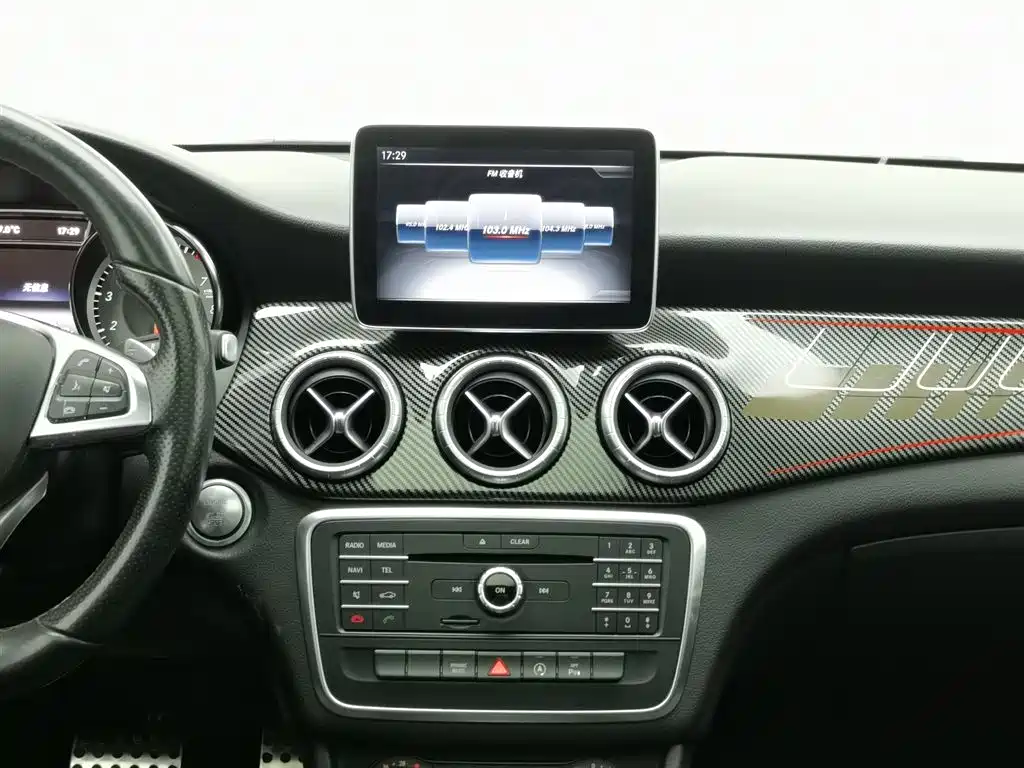 Mercedes-Benz CLA 2016 — фото 12