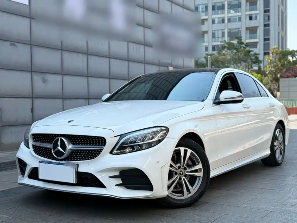 Mercedes-Benz C-Class 2021