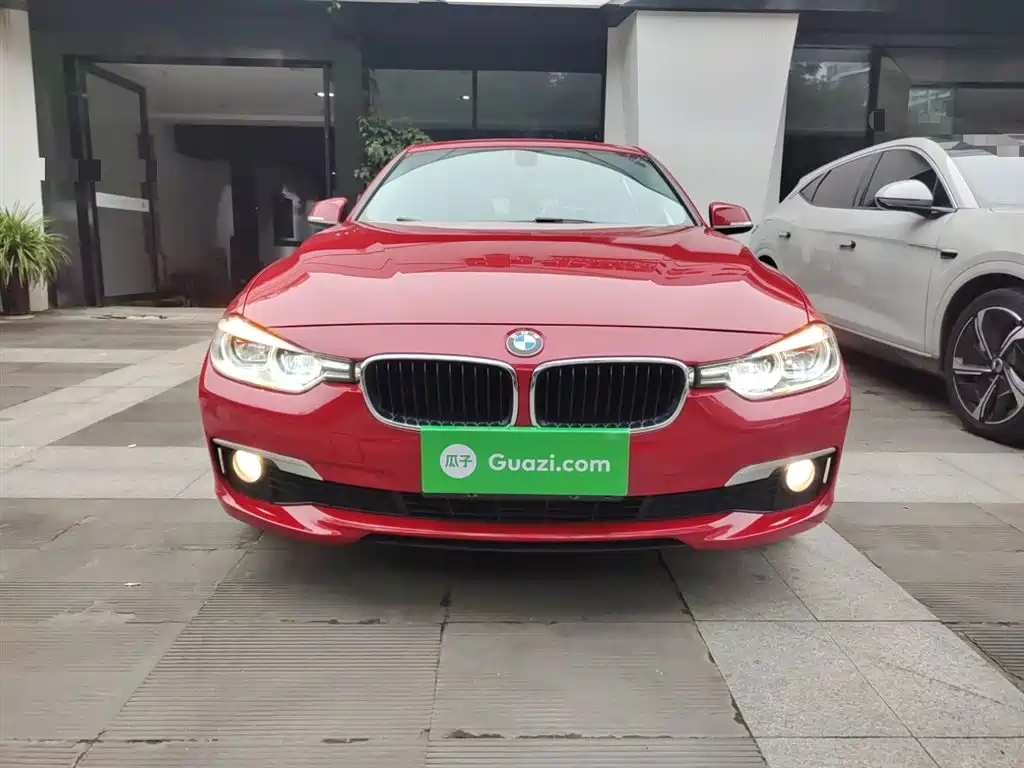 BMW 3 Series 2016 — фото 19