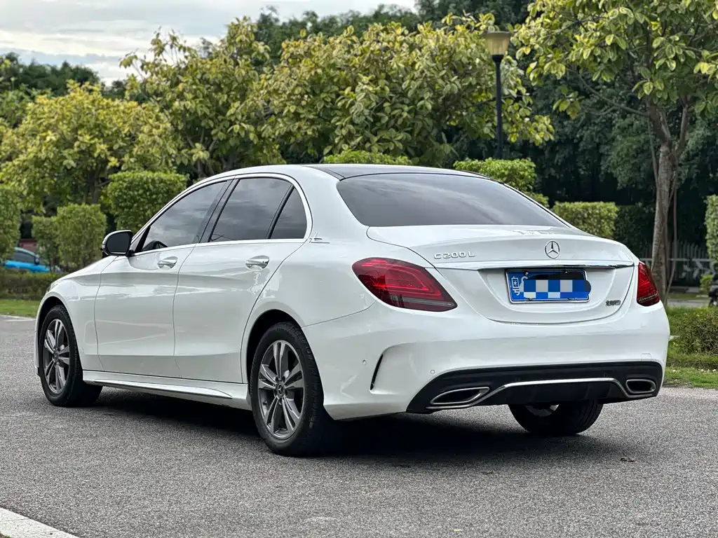 Mercedes-Benz C-Class 2021