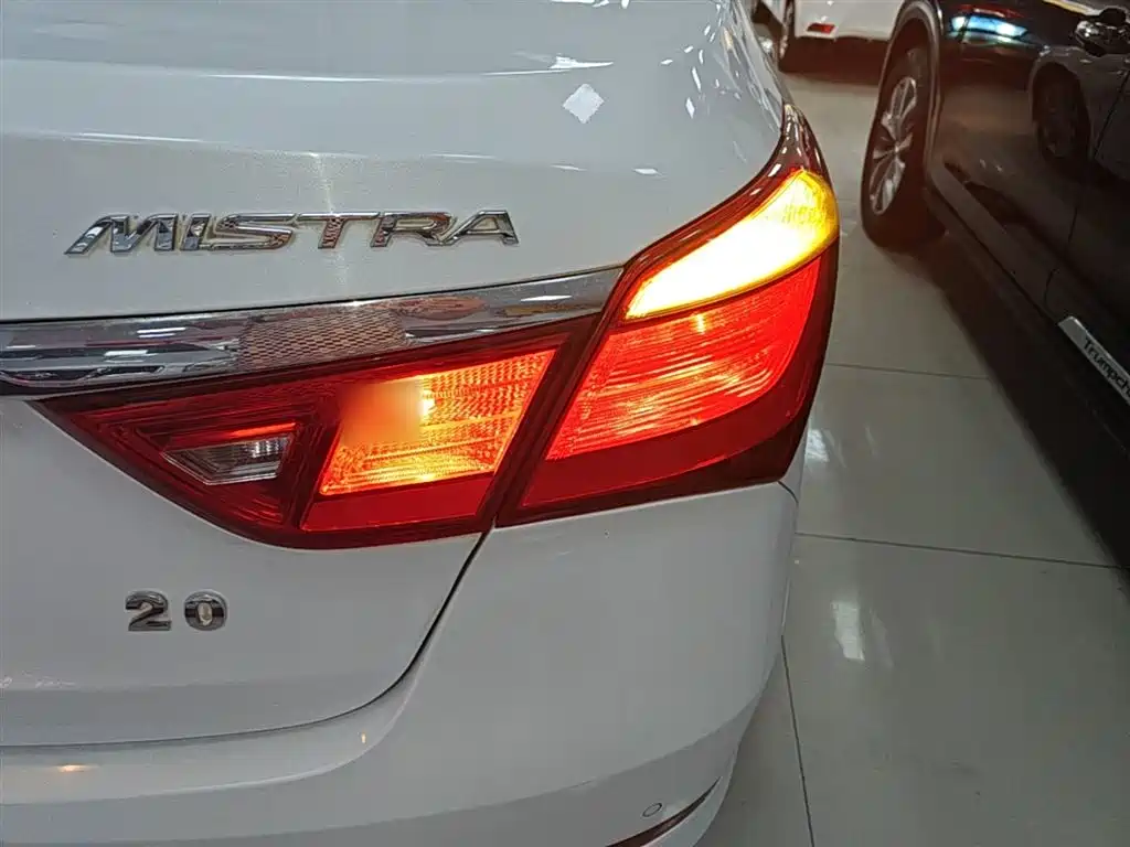 Hyundai Mistra 2016 — фото 8