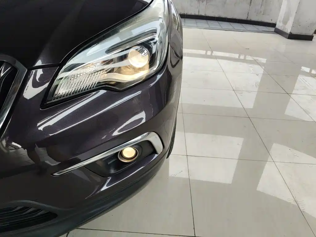 Buick Envision Plus 2017 — фото 19