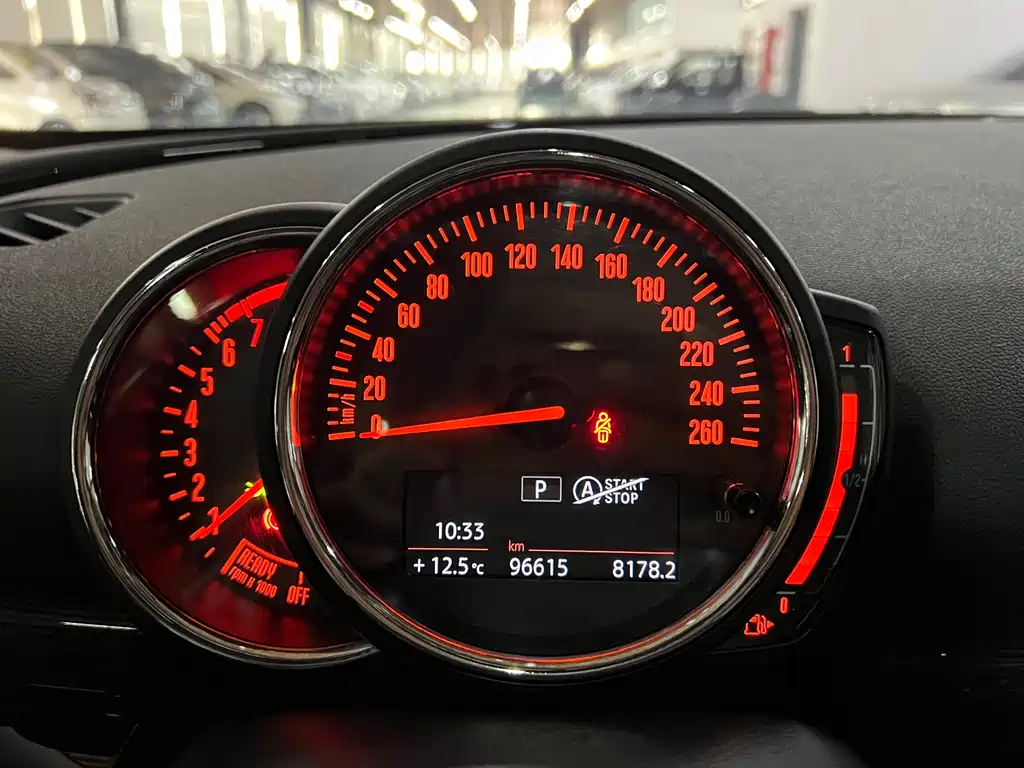 MINI Clubman 2018 — фото 3