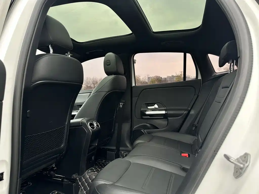 Mercedes-Benz GLA 2022 — фото 17