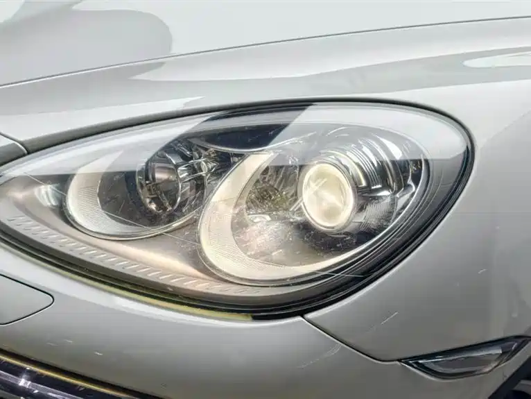 Porsche Cayenne 2014
