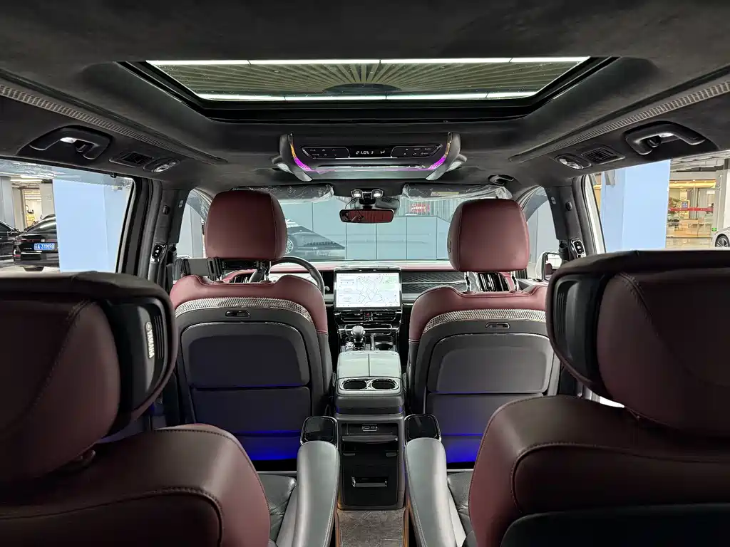 GAC Motor Trumpchi M8 2023 — фото 34