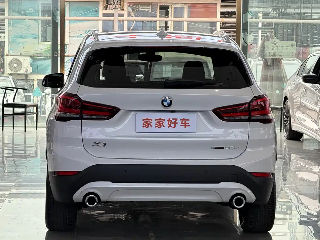 BMW X1 2022 — фото 15