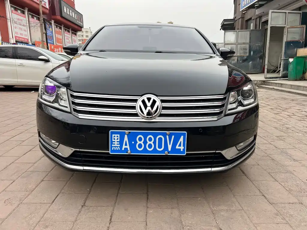 Volkswagen Magotan 2013