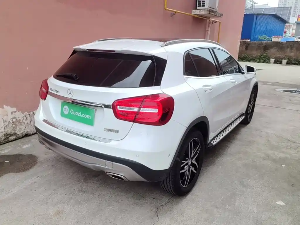 Mercedes-Benz GLA 2016