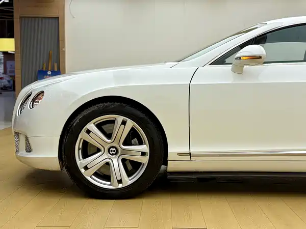 Bentley Continental 2012