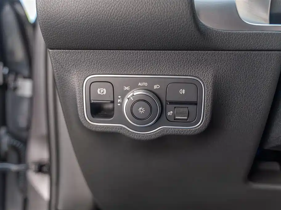 Mercedes-Benz GLB 2022 — фото 20