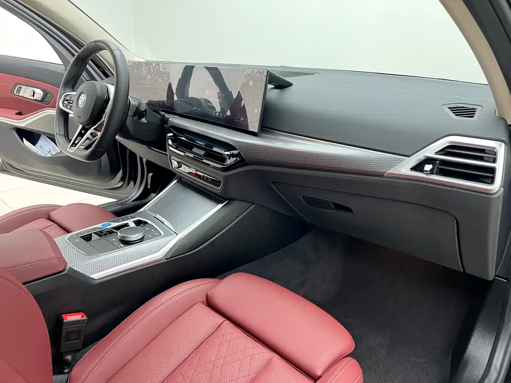 BMW i3 2024 — фото 17