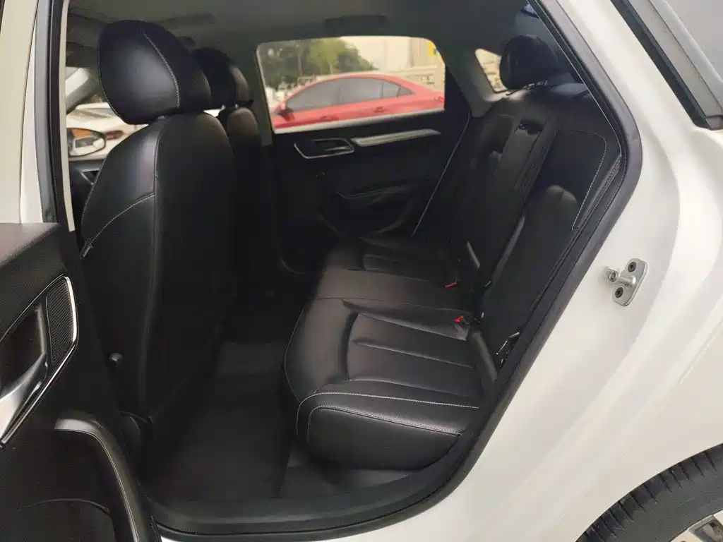 Roewe i6 Classic 2019 — фото 17