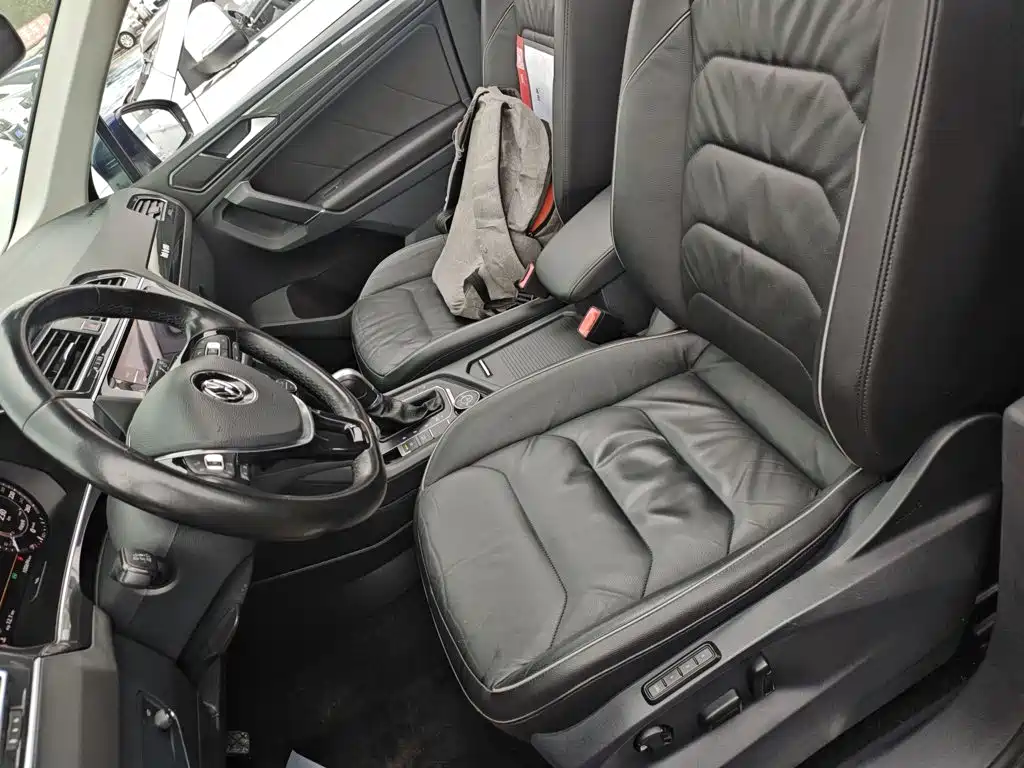 Volkswagen Tiguan 2019 — фото 11