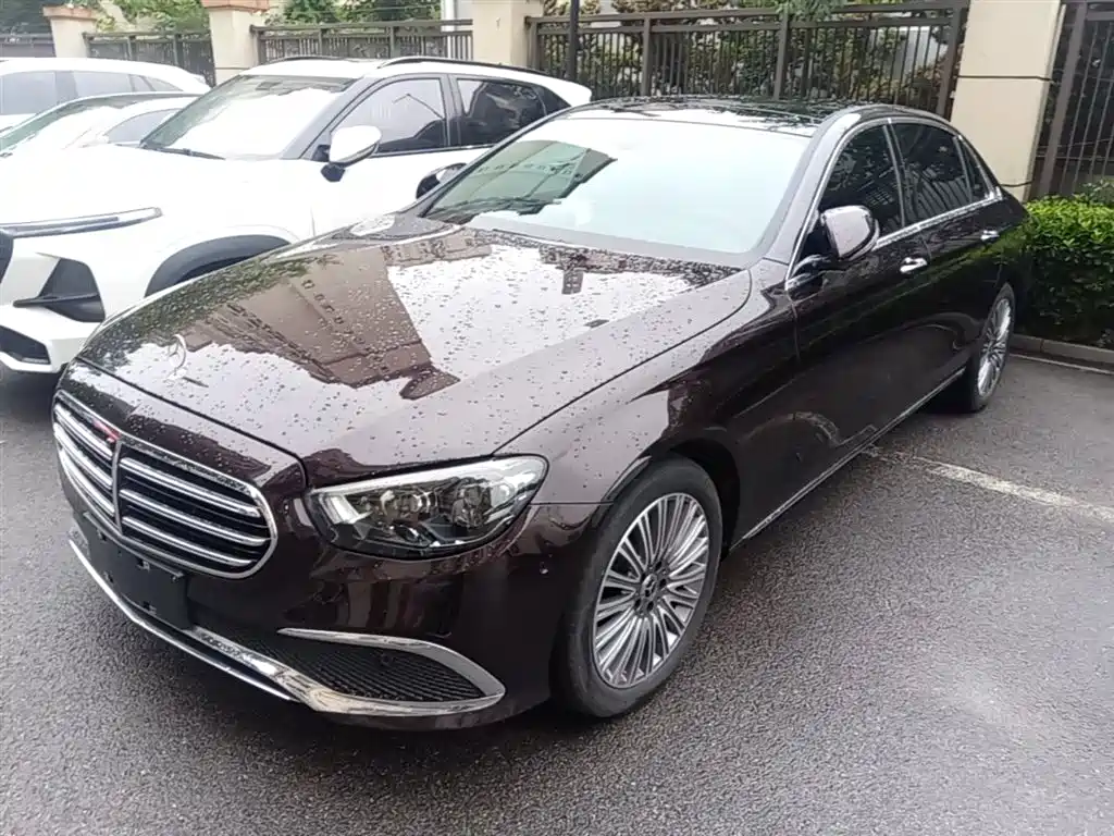 Mercedes-Benz E-Class 2021
