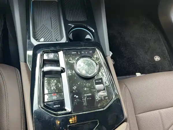 BMW 5 Series 2024