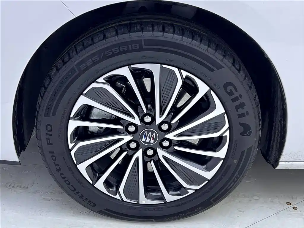 Buick GL8 Hybrid 2025 — фото 11