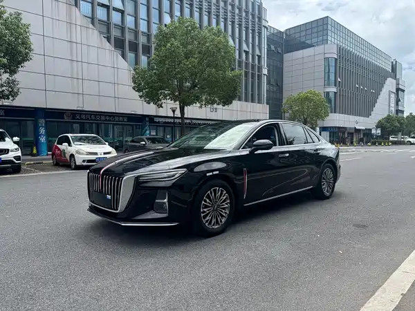 Hongqi H5 2025