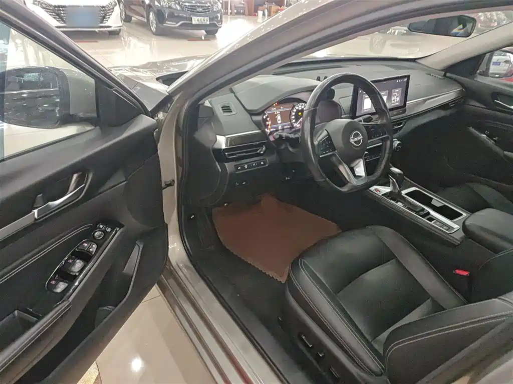Nissan Teana 2023 — фото 16