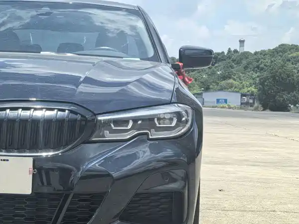 BMW 3 Series 2022
