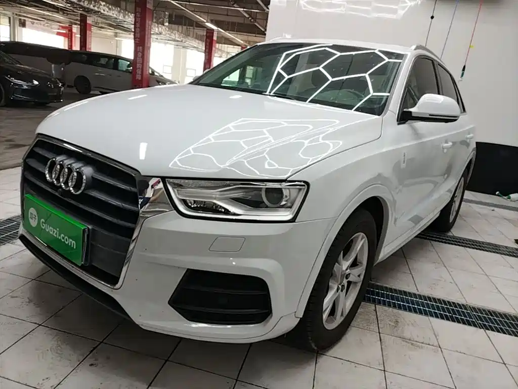 Audi Q3 2017 — фото 2
