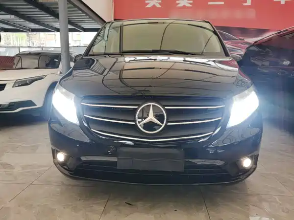 Mercedes-Benz Vito 2021