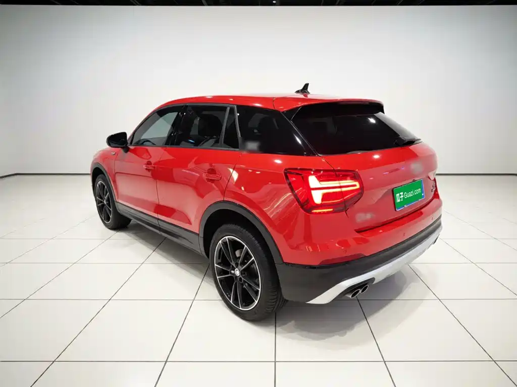 Audi Q2L 2018