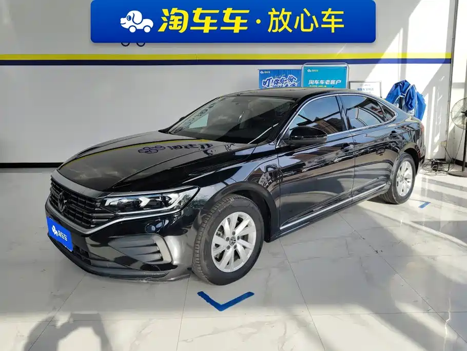Volkswagen Passat 2025
