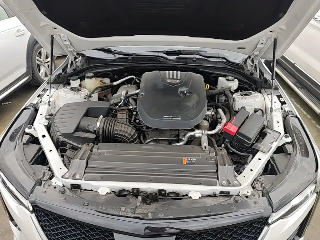 Cadillac CT4 2023 — фото 16