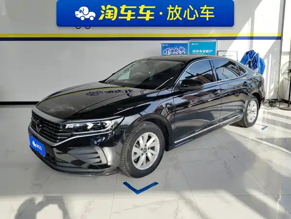Volkswagen Passat 2025