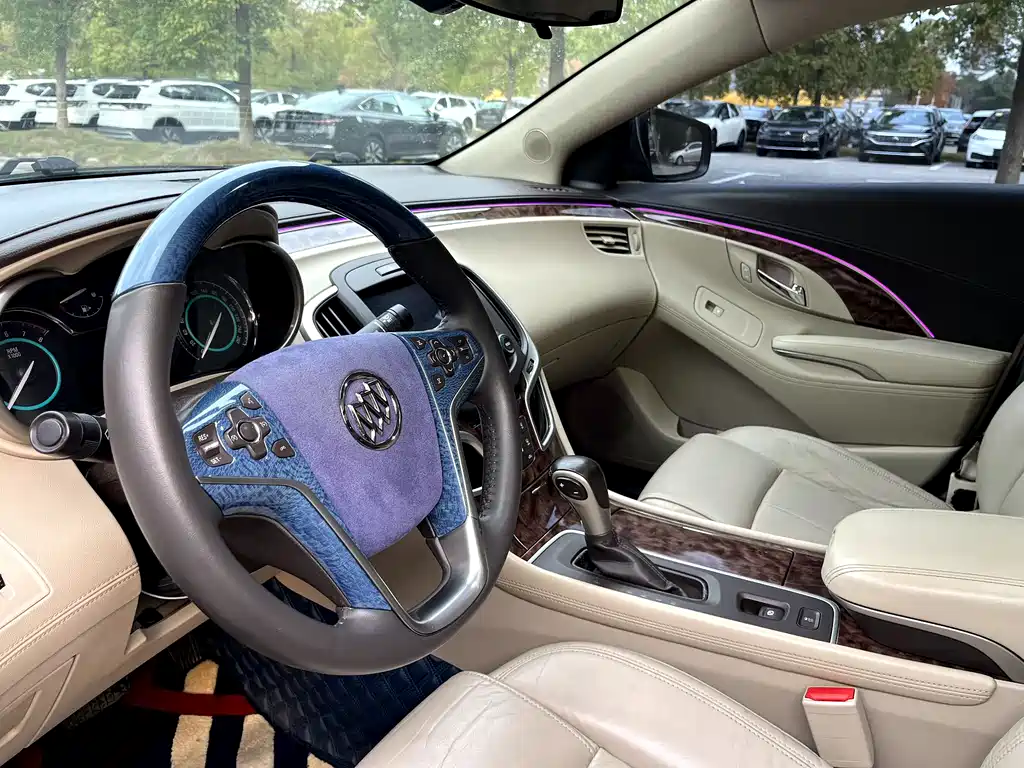 Buick LaCrosse 2015 — фото 11