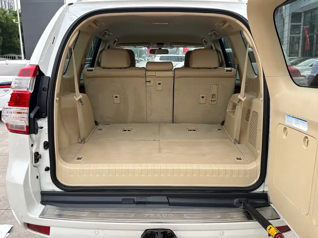 Toyota Prado 2016 — фото 15