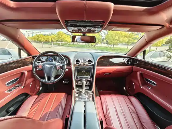 Bentley Flying Spur 2016