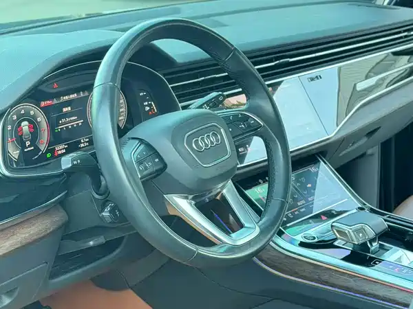 Audi Q7 2021