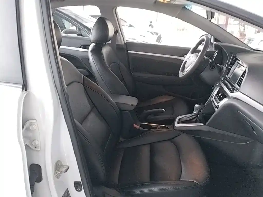 Hyundai Celesta 2017 — фото 25