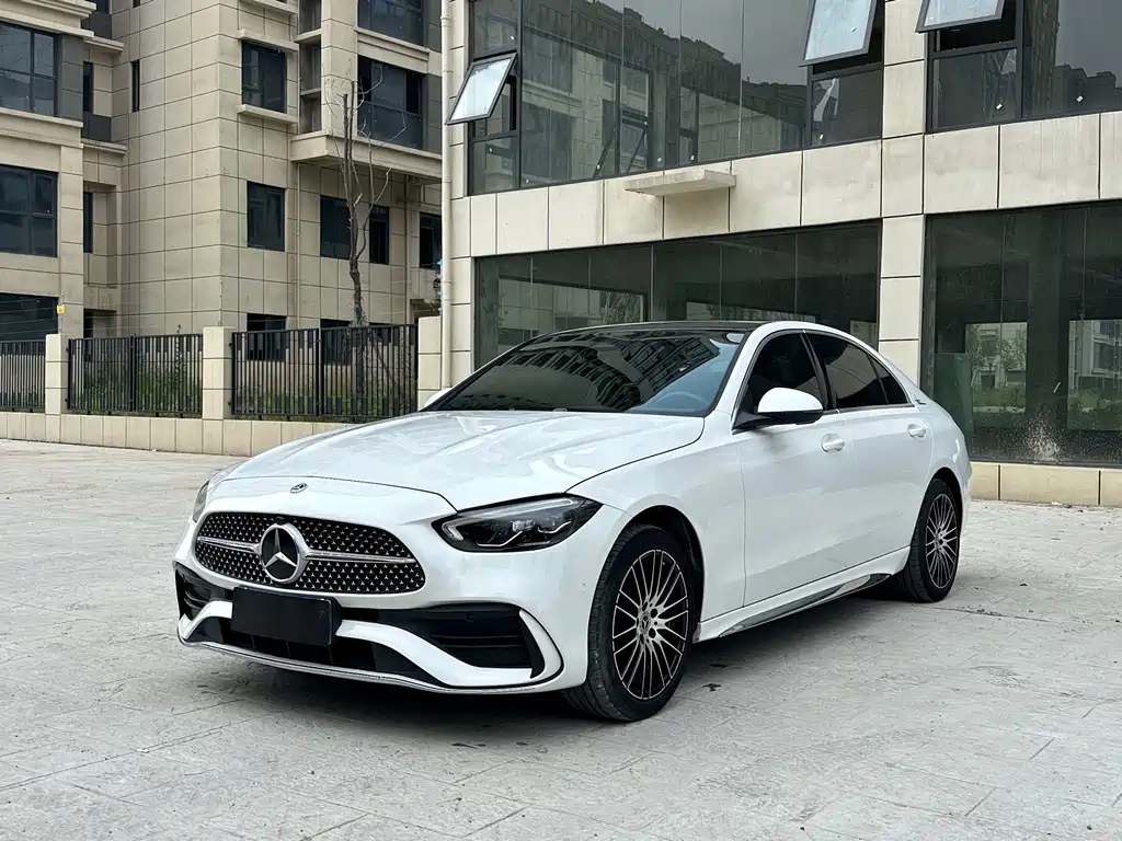 Mercedes-Benz C-Class 2023 — фото 1