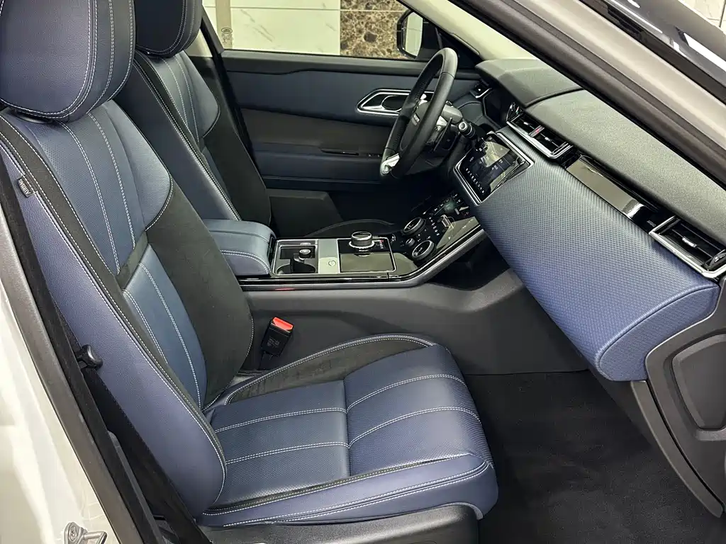Land Rover Velar 2018 — фото 12