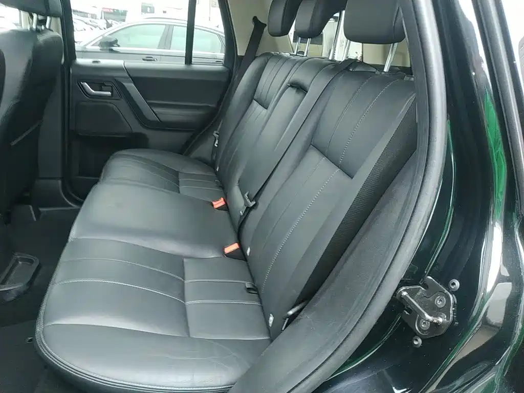 Land Rover Freelander 2 2014 — фото 13
