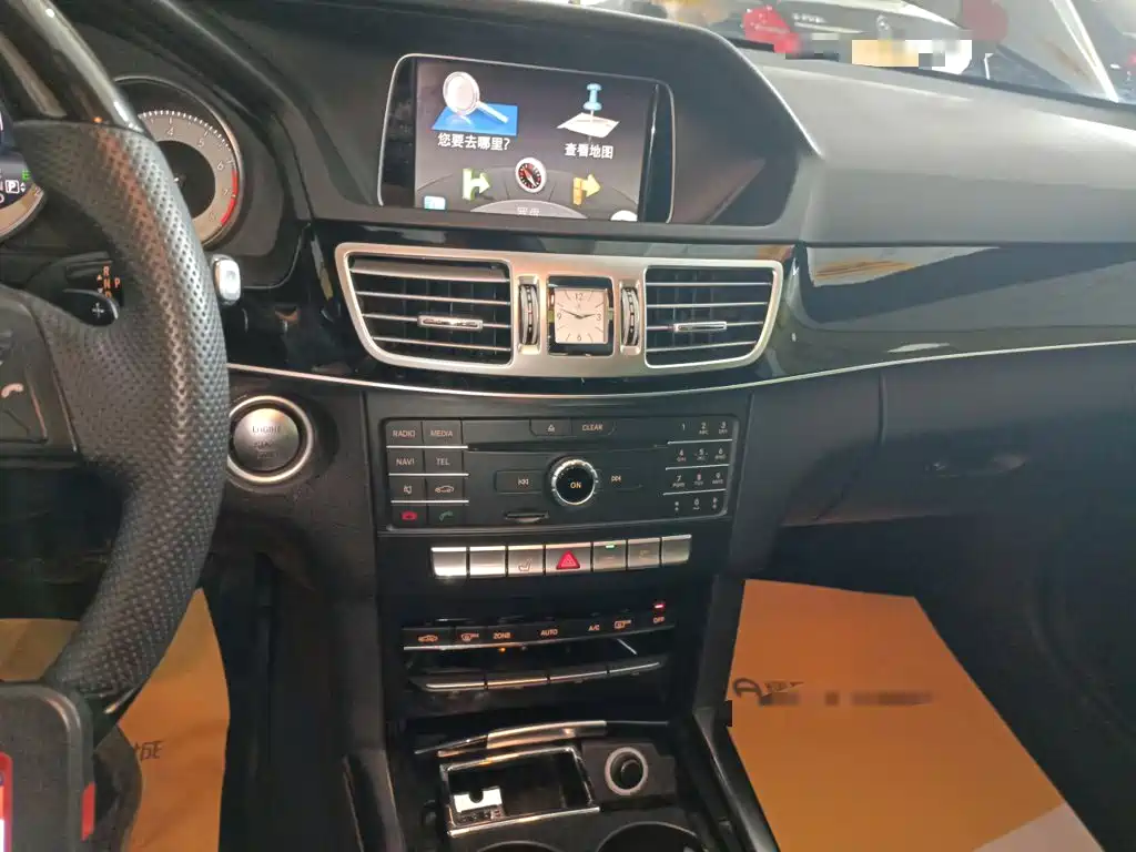 Mercedes-Benz E-Class 2015 — фото 9