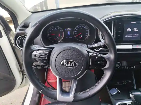 Kia KX1 2019