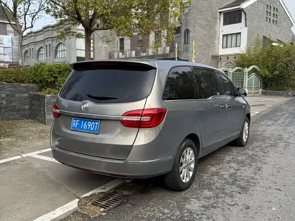 Buick GL8 2018