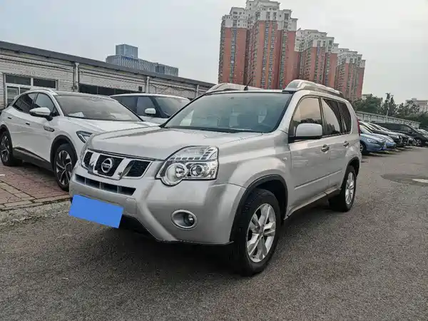 Nissan X-Trail 2012
