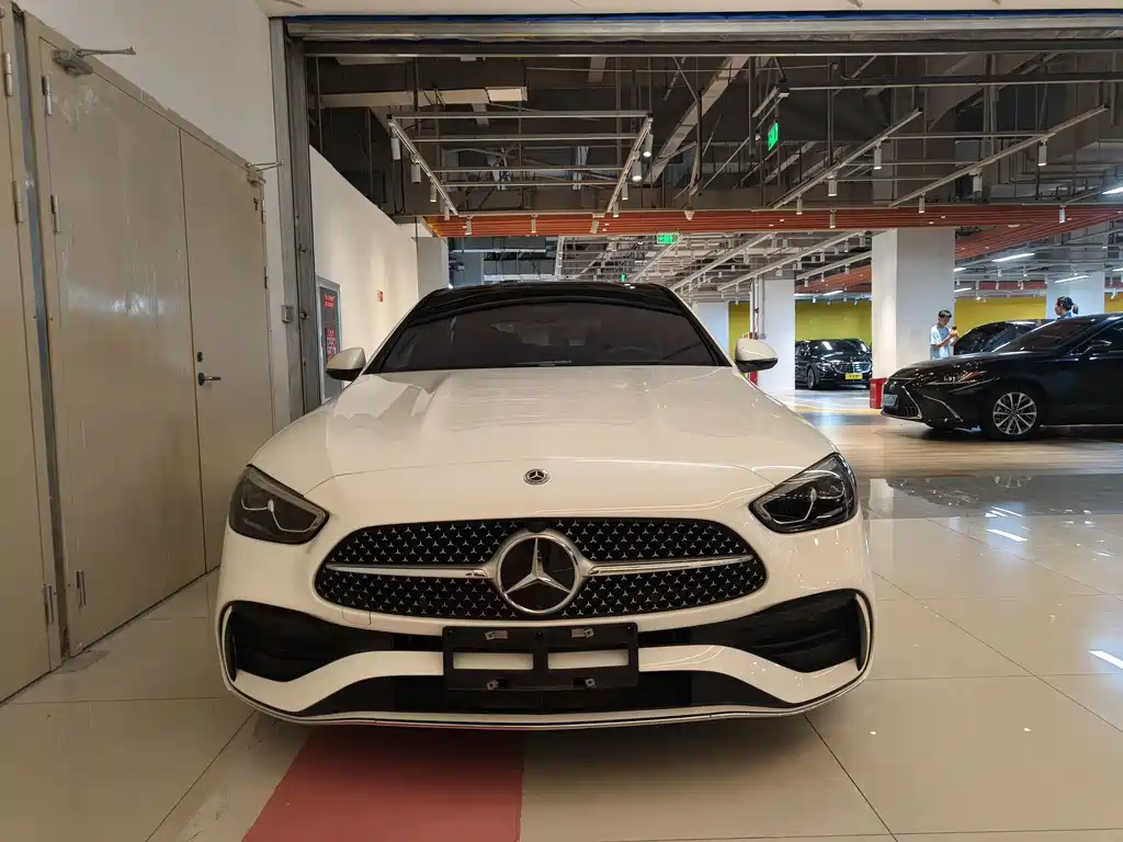 Mercedes-Benz C-Class 2023