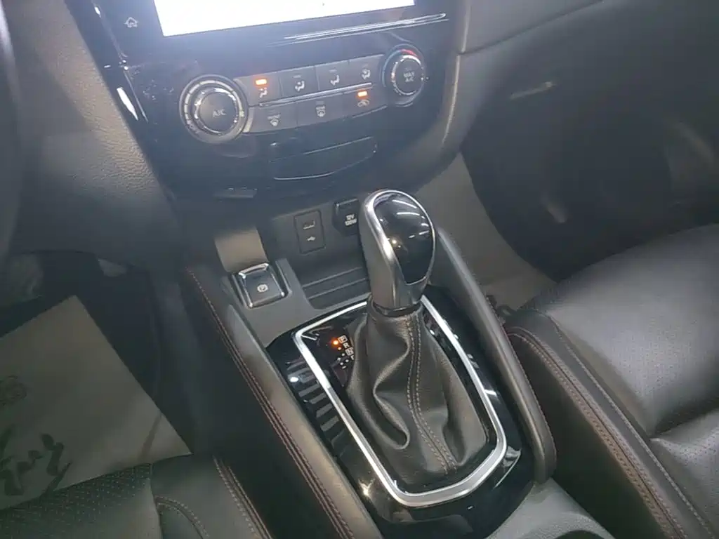 Nissan Qashqai 2021 — фото 14