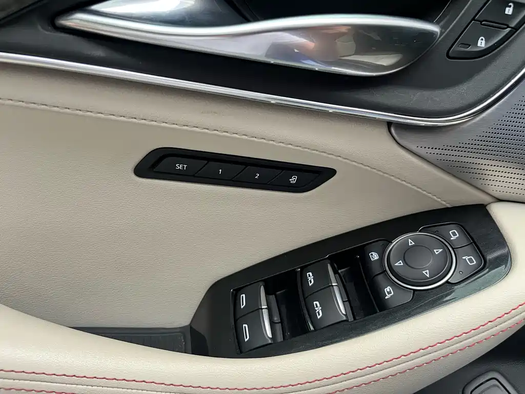 Cadillac CT5 2020 — фото 17