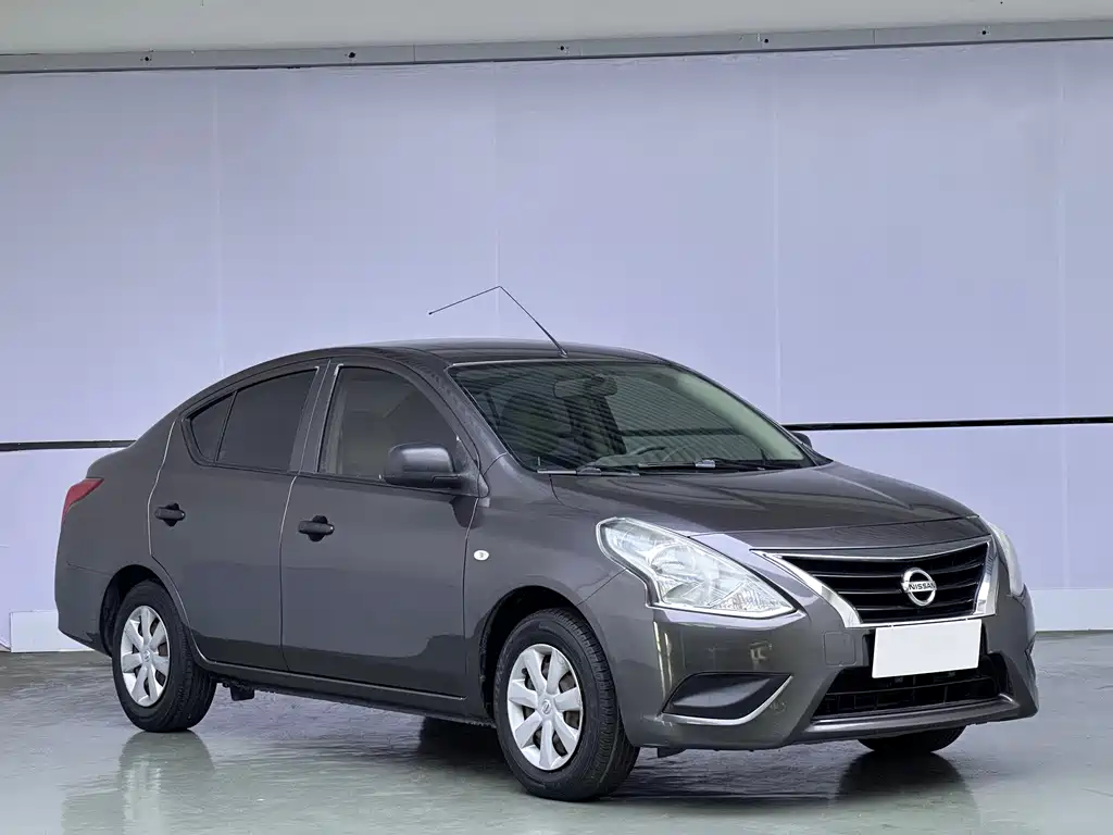 Nissan Sunny 2015 — фото 3