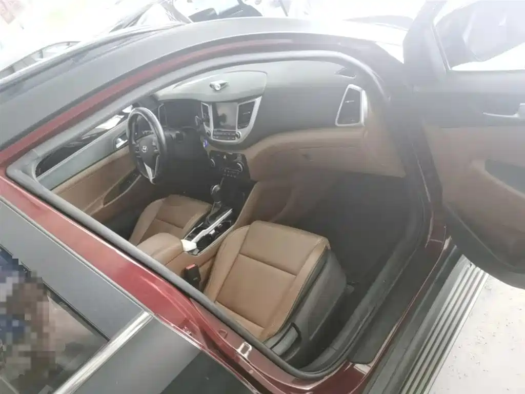 Hyundai Tucson 2016 — фото 11