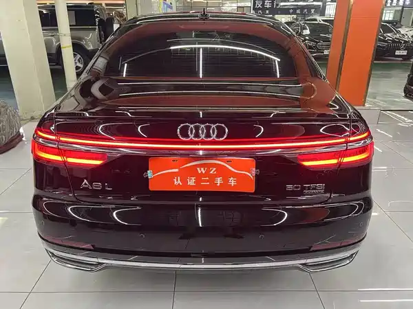 Audi A8 2021