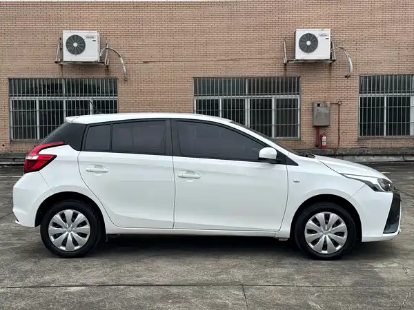 Toyota Yaris L 2019