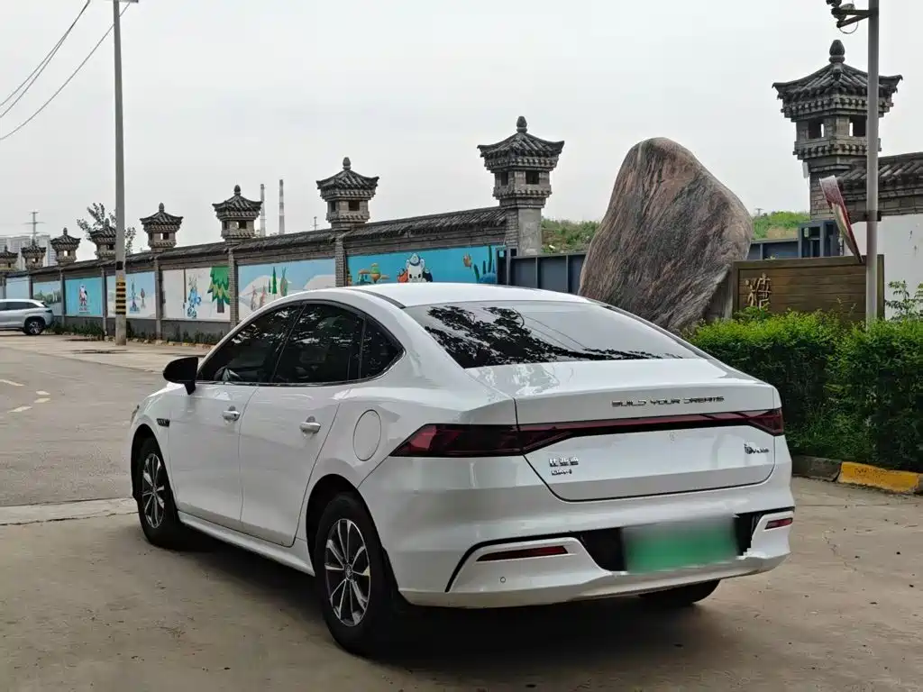 BYD Qin PLUS 2023 — фото 20